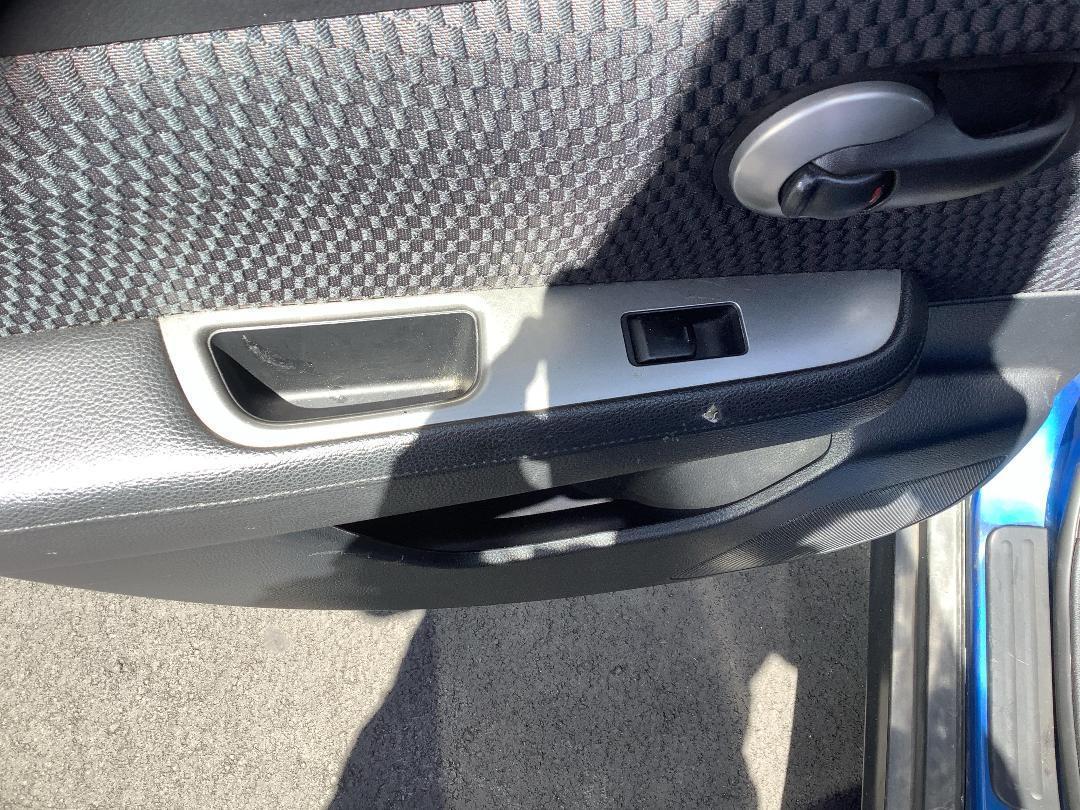 Photo '9' of Nissan Tiida TI Photo '9' of Nissan Tiida TI