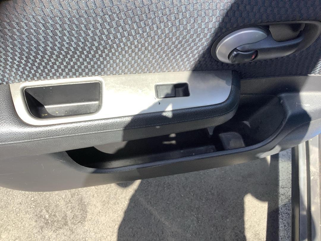 Photo '11' of Nissan Tiida TI Photo '11' of Nissan Tiida TI