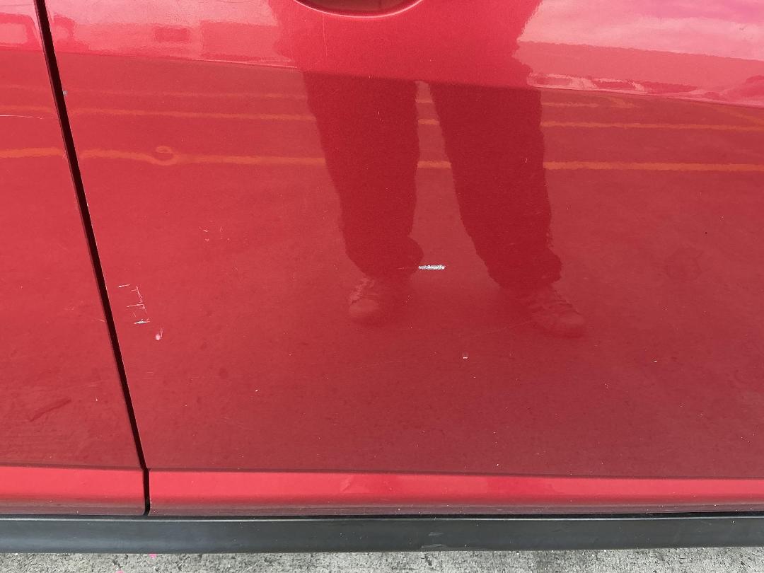 Photo '18' of Nissan Tiida