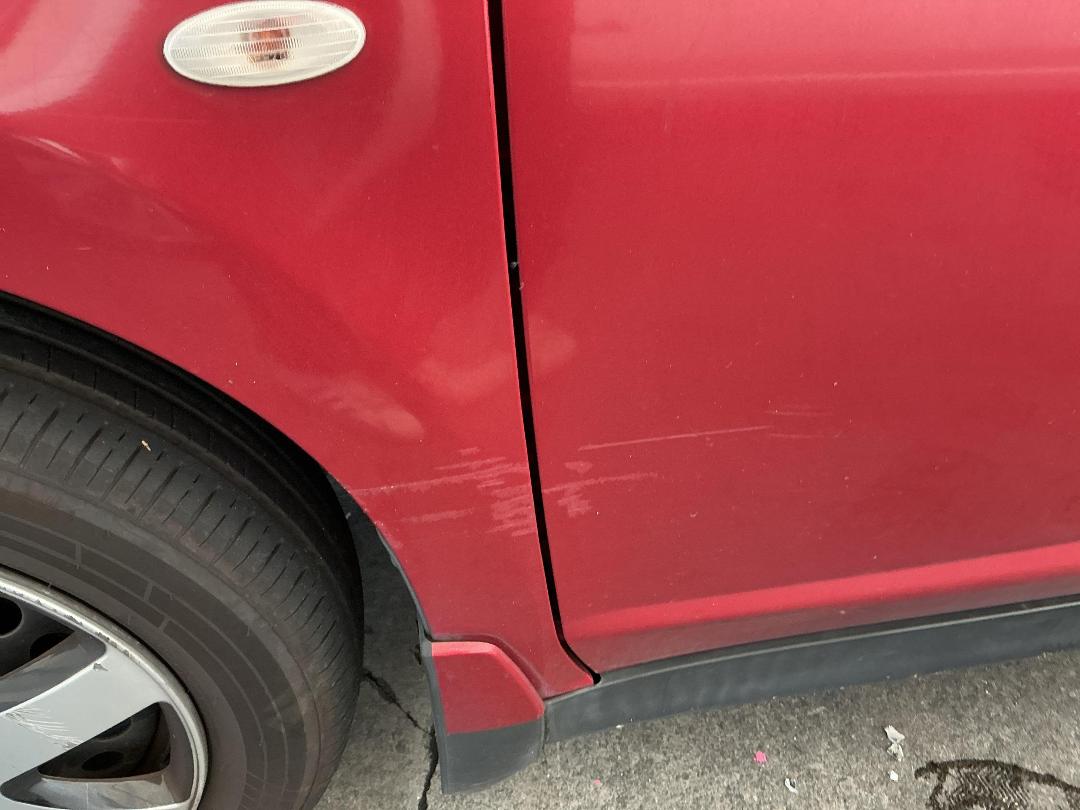 Photo '24' of Nissan Tiida