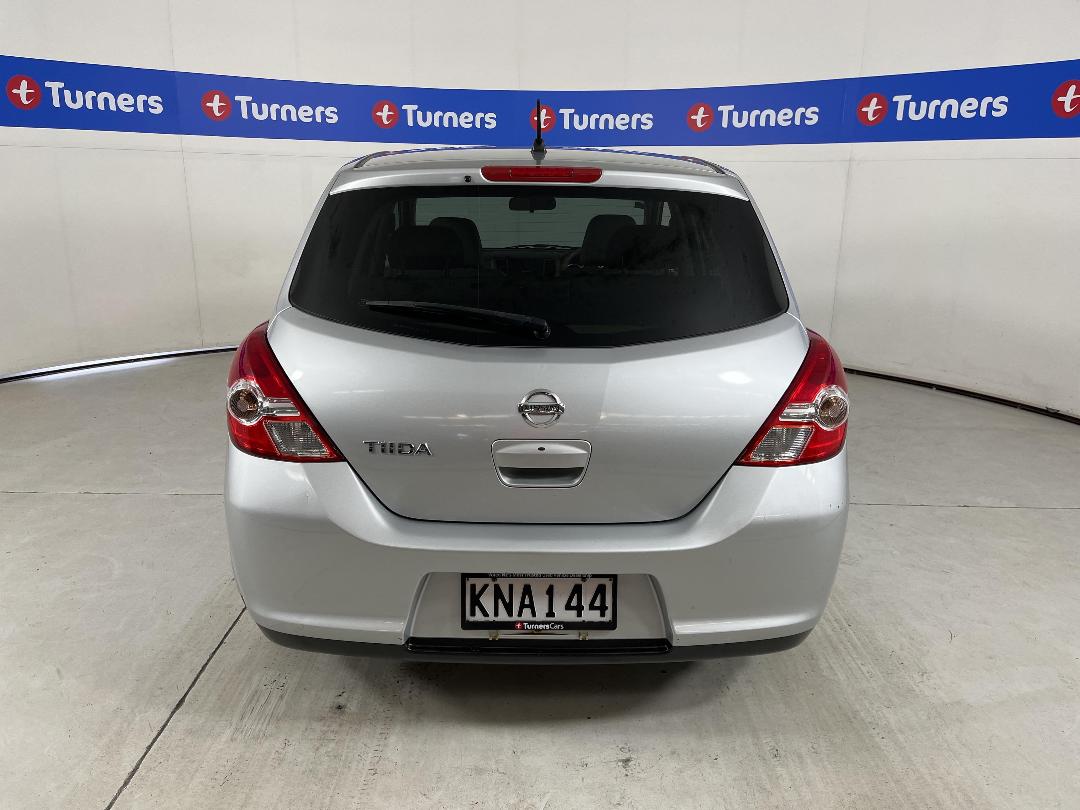 Photo '6' of Nissan Tiida
