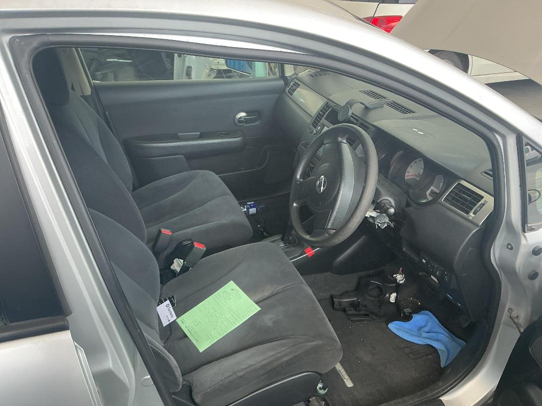 Photo '17' of Nissan Tiida Latio