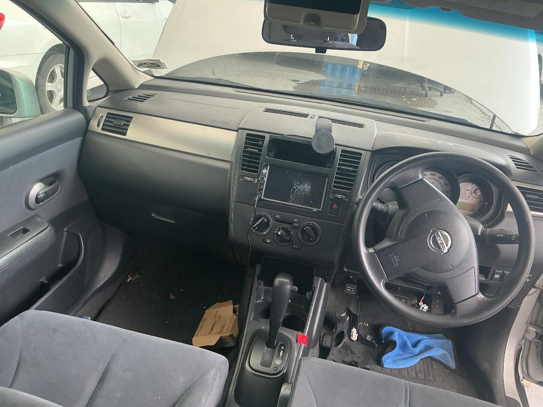 Photo '18' of Nissan Tiida Latio