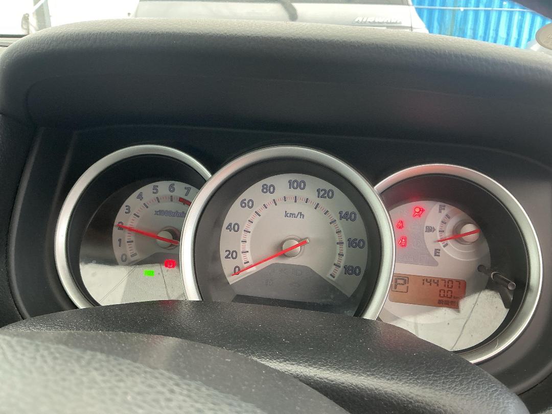 Photo '15' of Nissan Tiida Latio Photo '15' of Nissan Tiida Latio