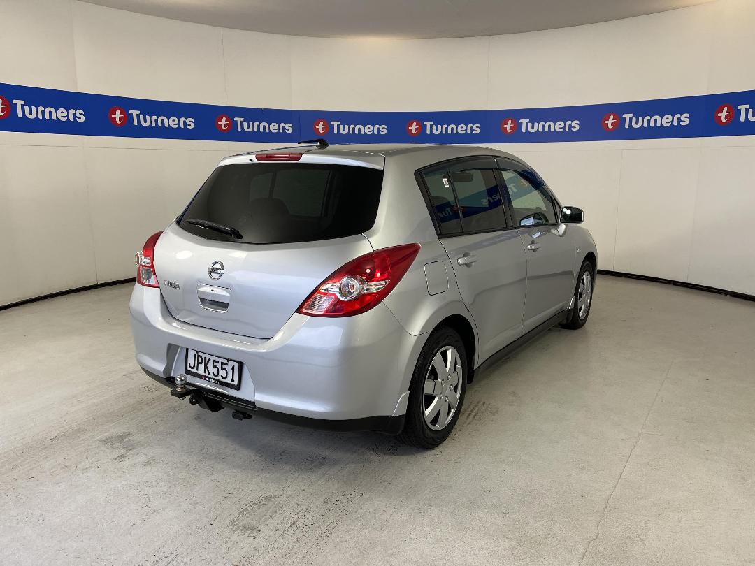 Photo '7' of Nissan Tiida Photo '7' of Nissan Tiida