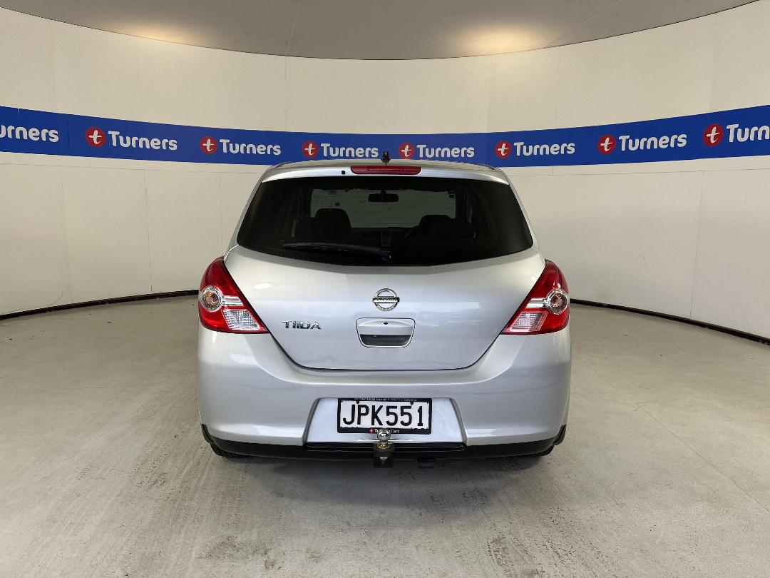 Photo '6' of Nissan Tiida Photo '6' of Nissan Tiida