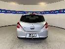 Thumbnail '6' of Nissan Tiida
