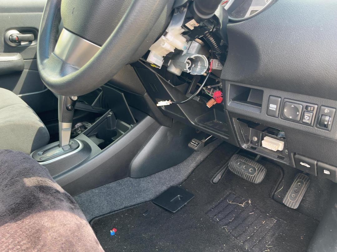 Photo '8' of Nissan Tiida