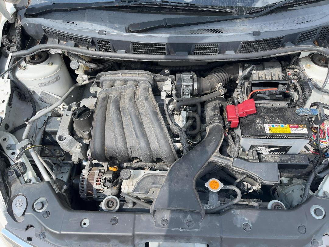 Photo '10' of Nissan Tiida