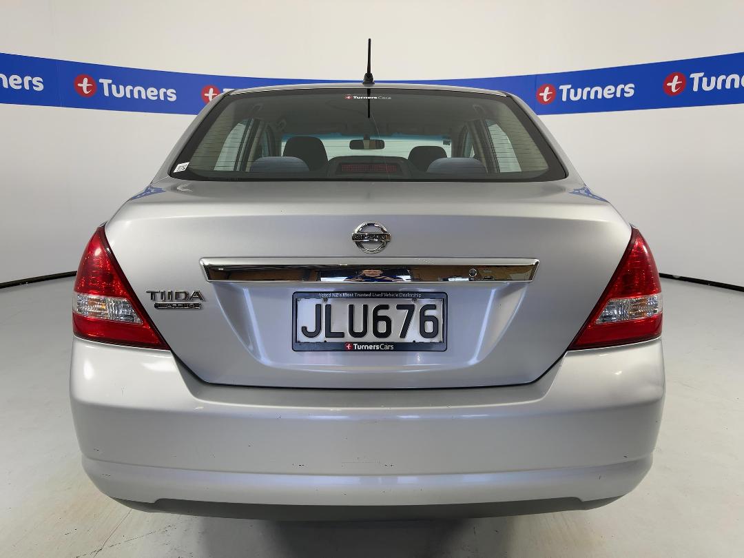 Photo '6' of Nissan Tiida Photo '6' of Nissan Tiida