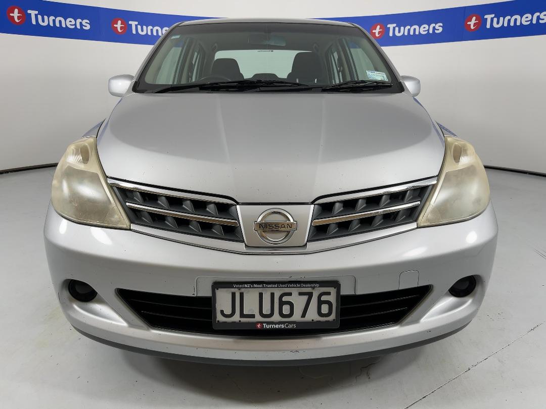 Photo '2' of Nissan Tiida Photo '2' of Nissan Tiida