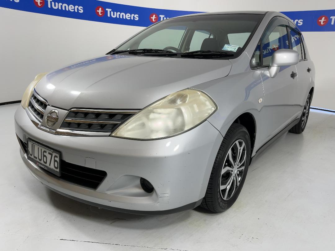 Photo '4' of Nissan Tiida Photo '4' of Nissan Tiida