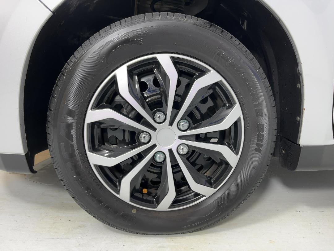 Photo '10' of Nissan Tiida Photo '10' of Nissan Tiida