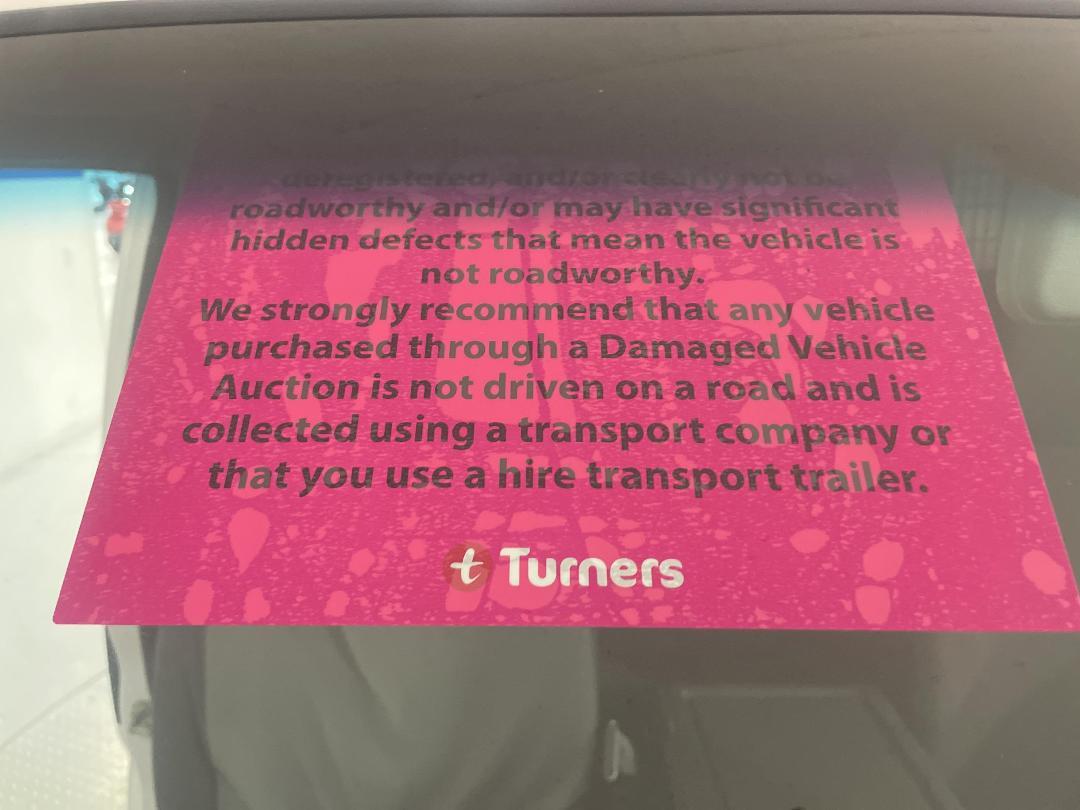 Photo '27' of Nissan Urvan