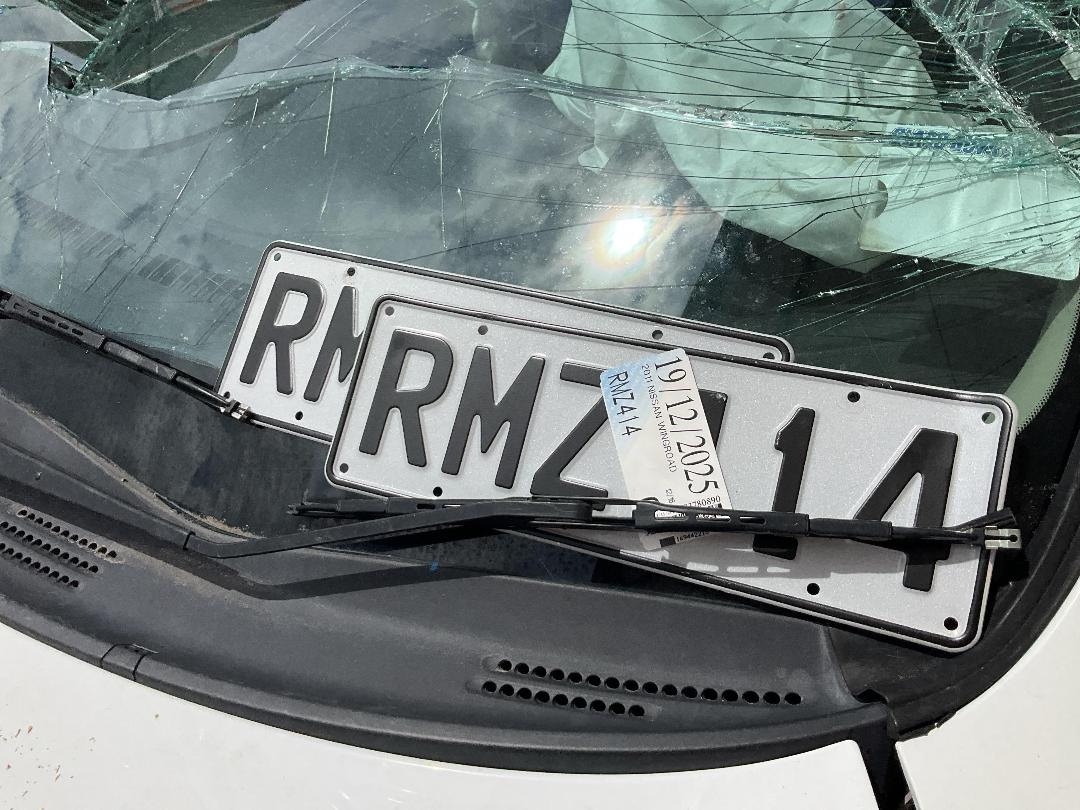 Photo '22' of Nissan Wingroad