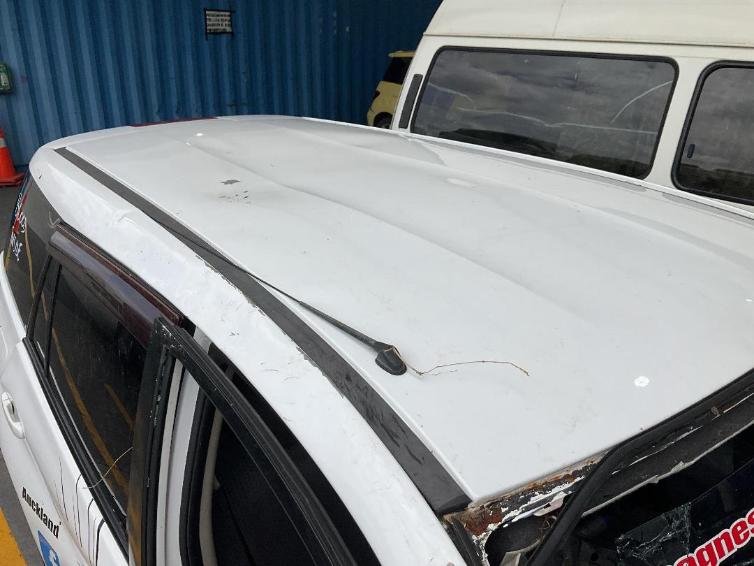 Photo '4' of Nissan Wingroad