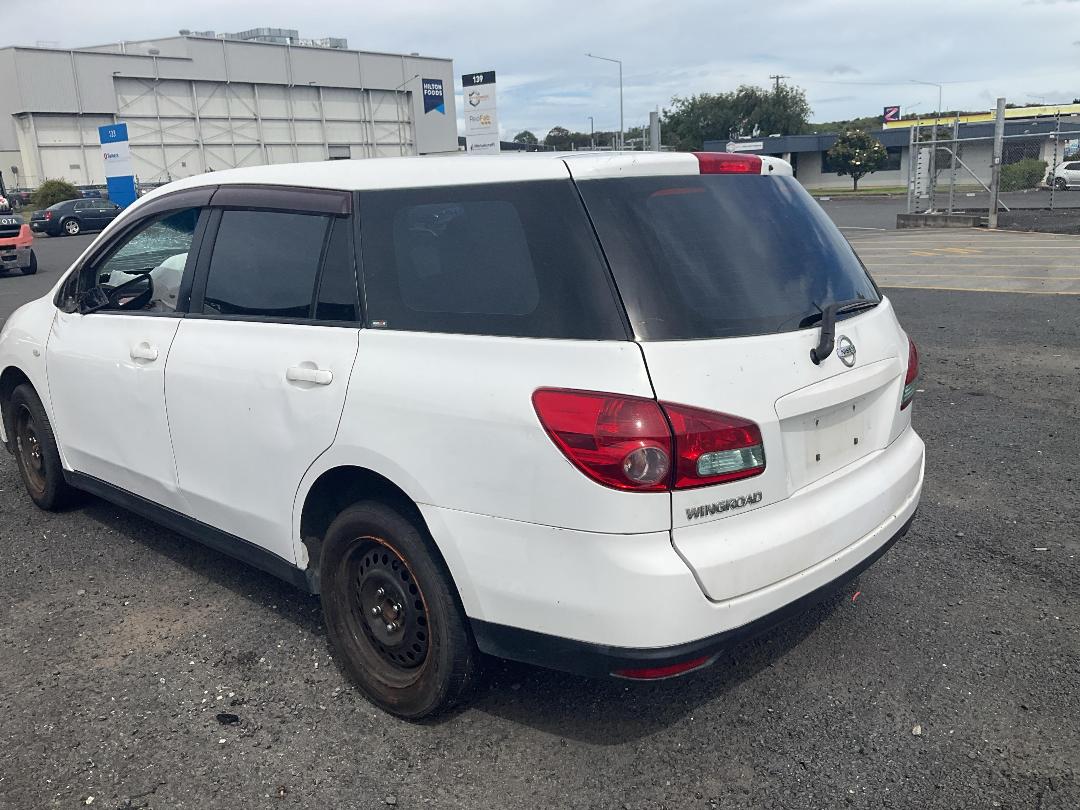 Photo '6' of Nissan Wingroad