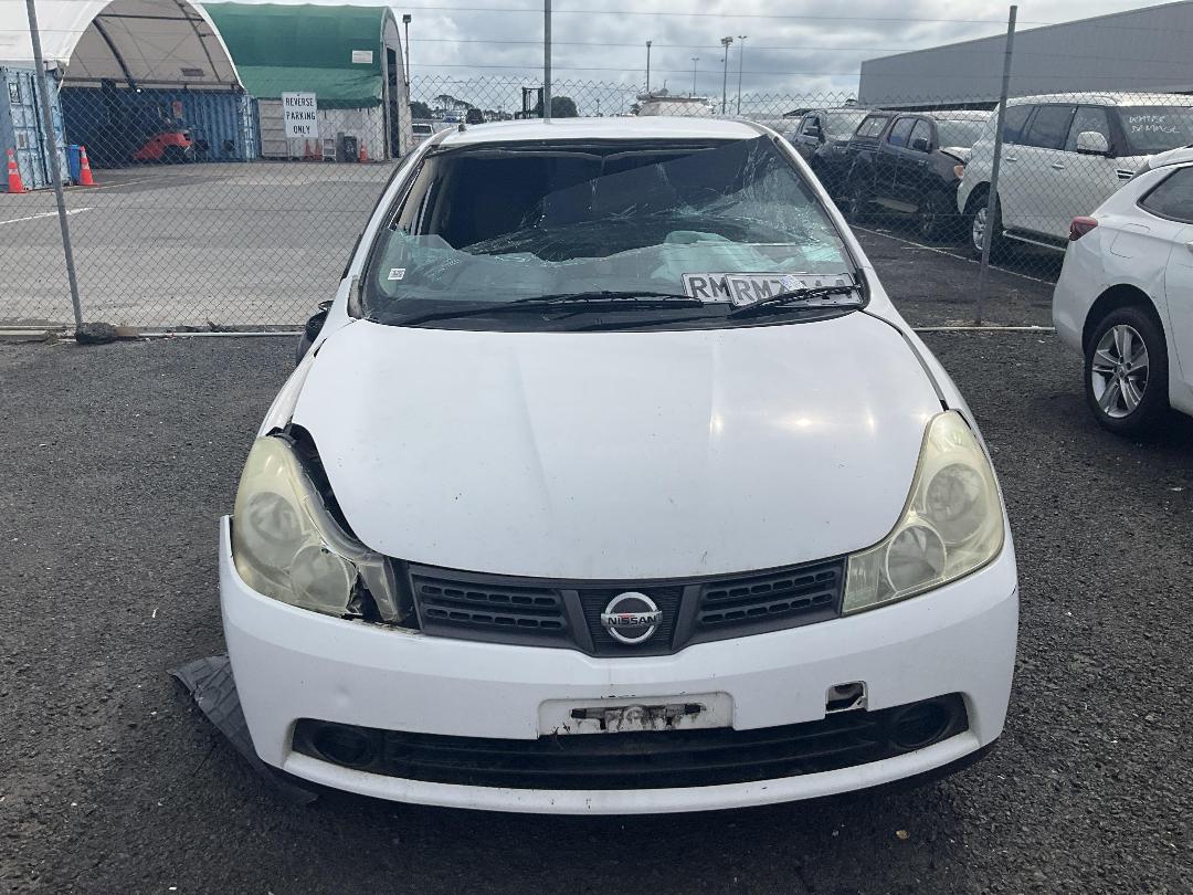 Photo '2' of Nissan Wingroad