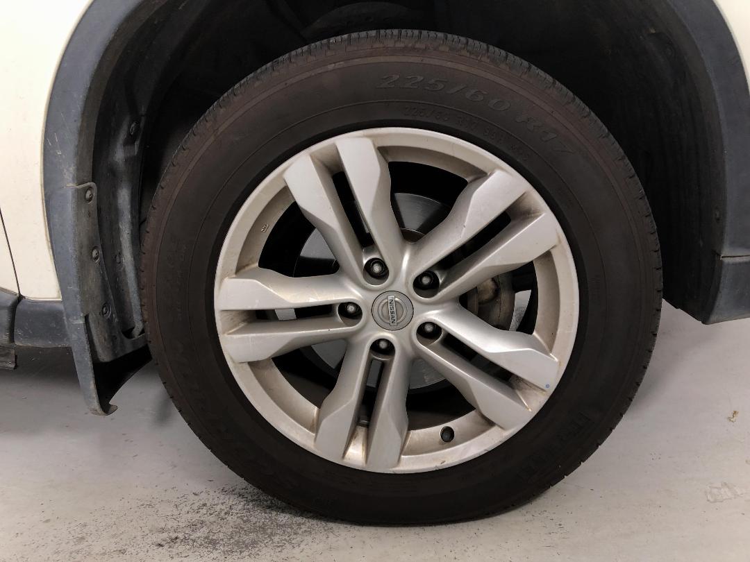 Photo '2' of Nissan X-Trail ST-L Photo '2' of Nissan X-Trail ST-L