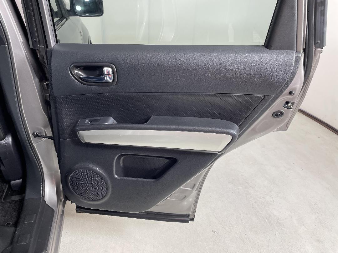 Photo '19' of Nissan X-Trail Photo '19' of Nissan X-Trail