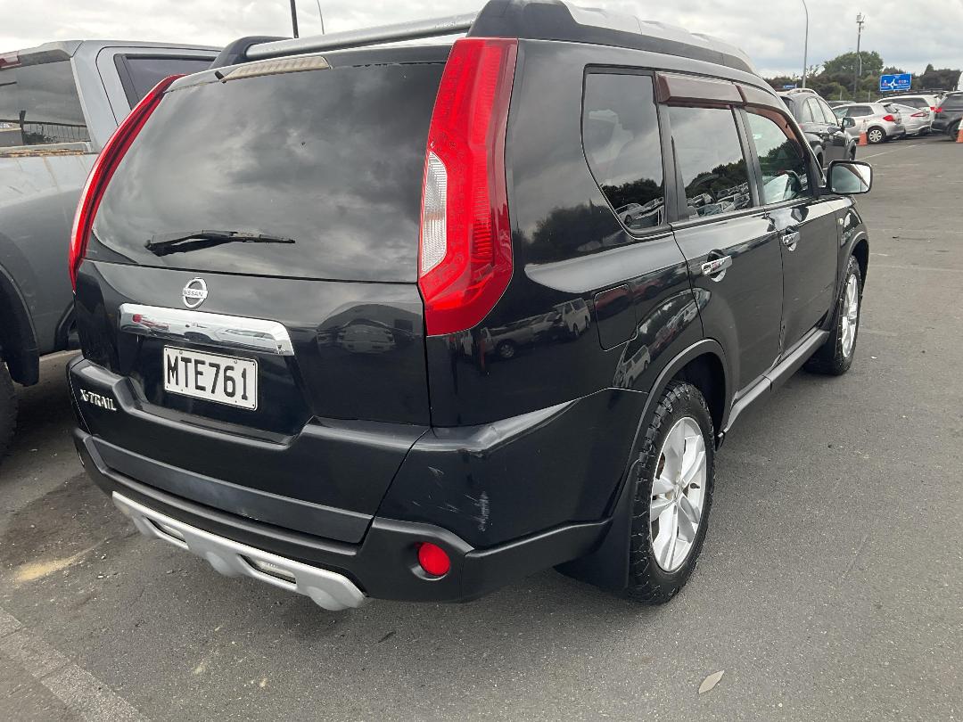 Photo '7' of Nissan X-Trail