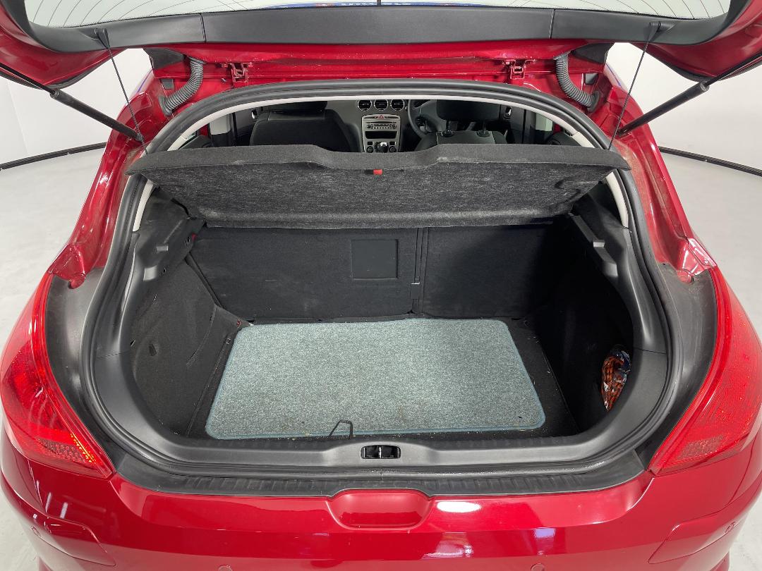 Photo '14' of Peugeot 308