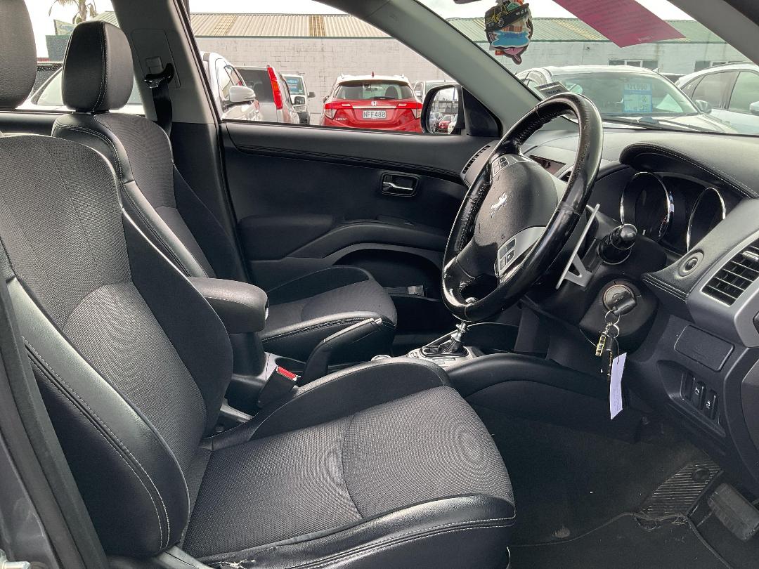 Photo '6' of Peugeot 4007