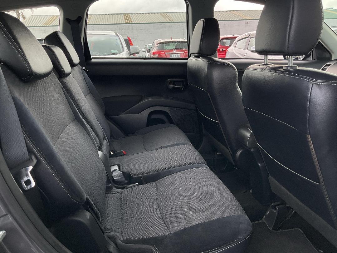 Photo '9' of Peugeot 4007