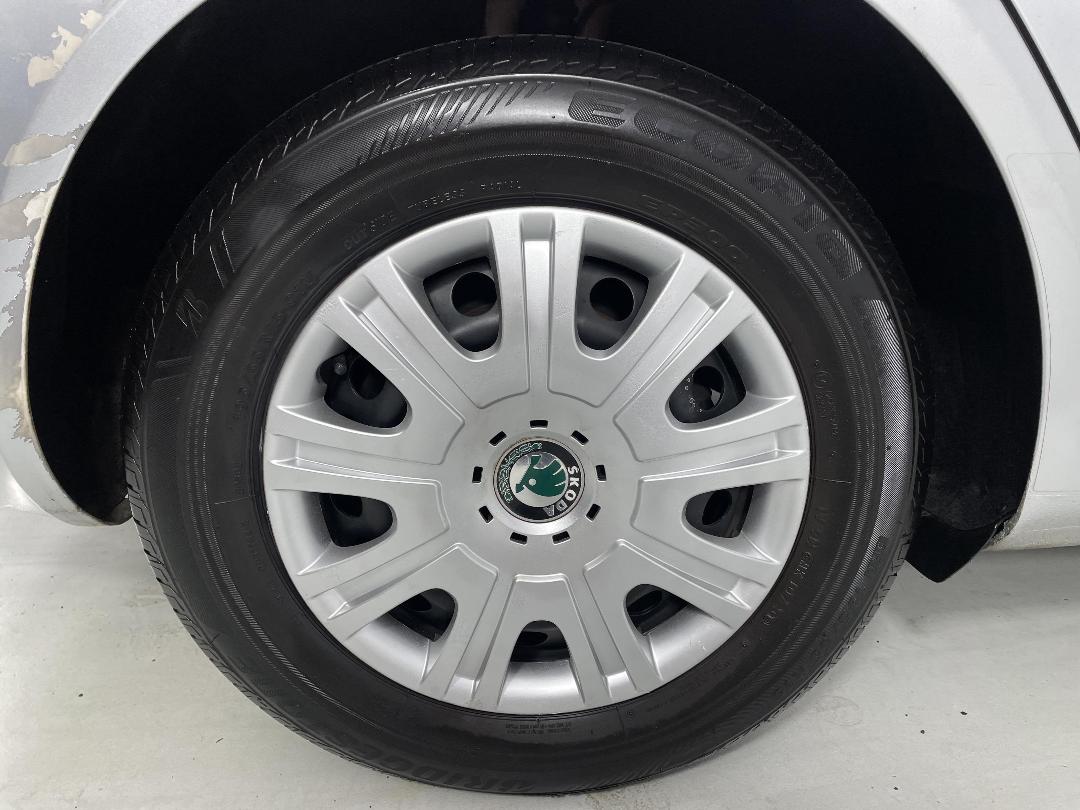 Photo '12' of Skoda Octavia Photo '12' of Skoda Octavia