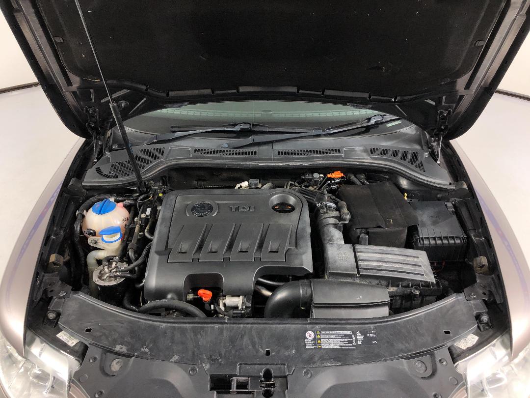 Photo '13' of Skoda Superb