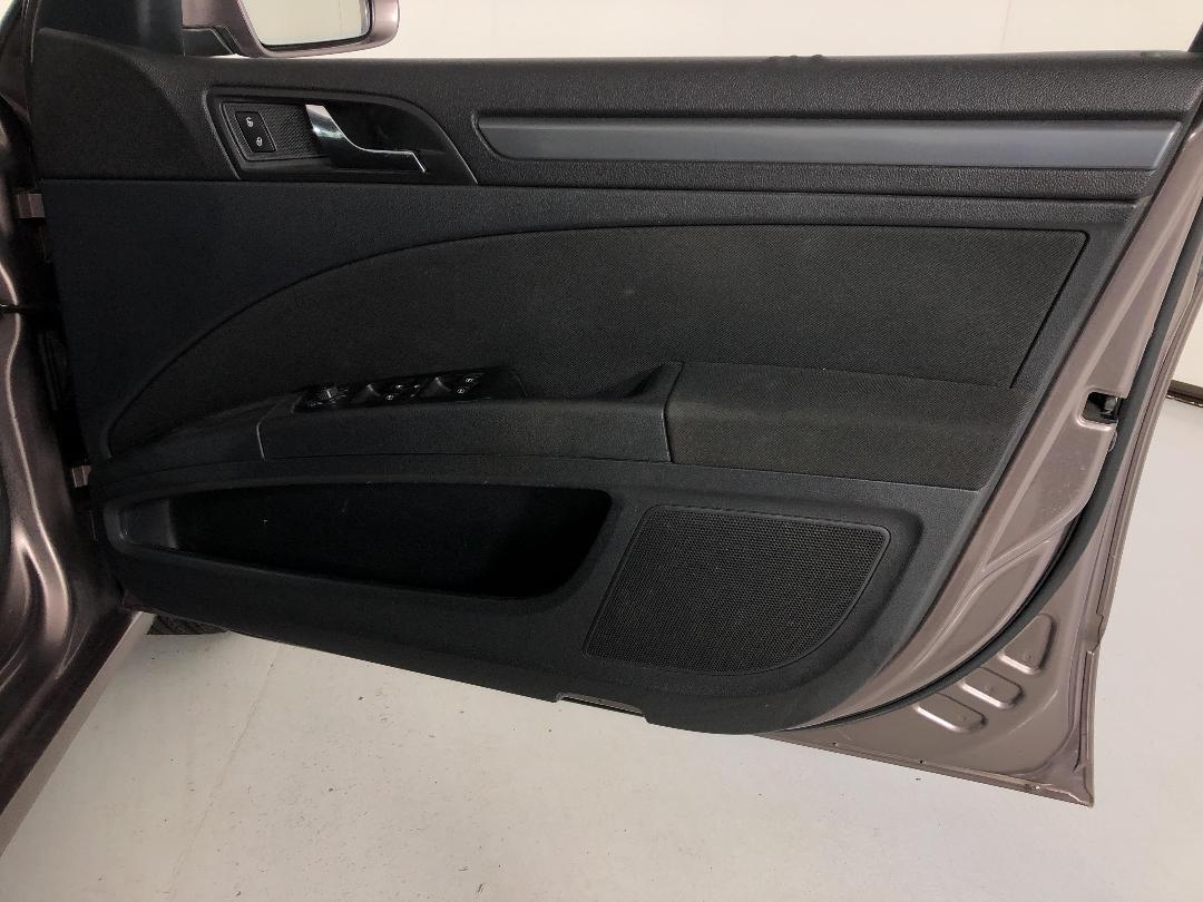 Photo '15' of Skoda Superb