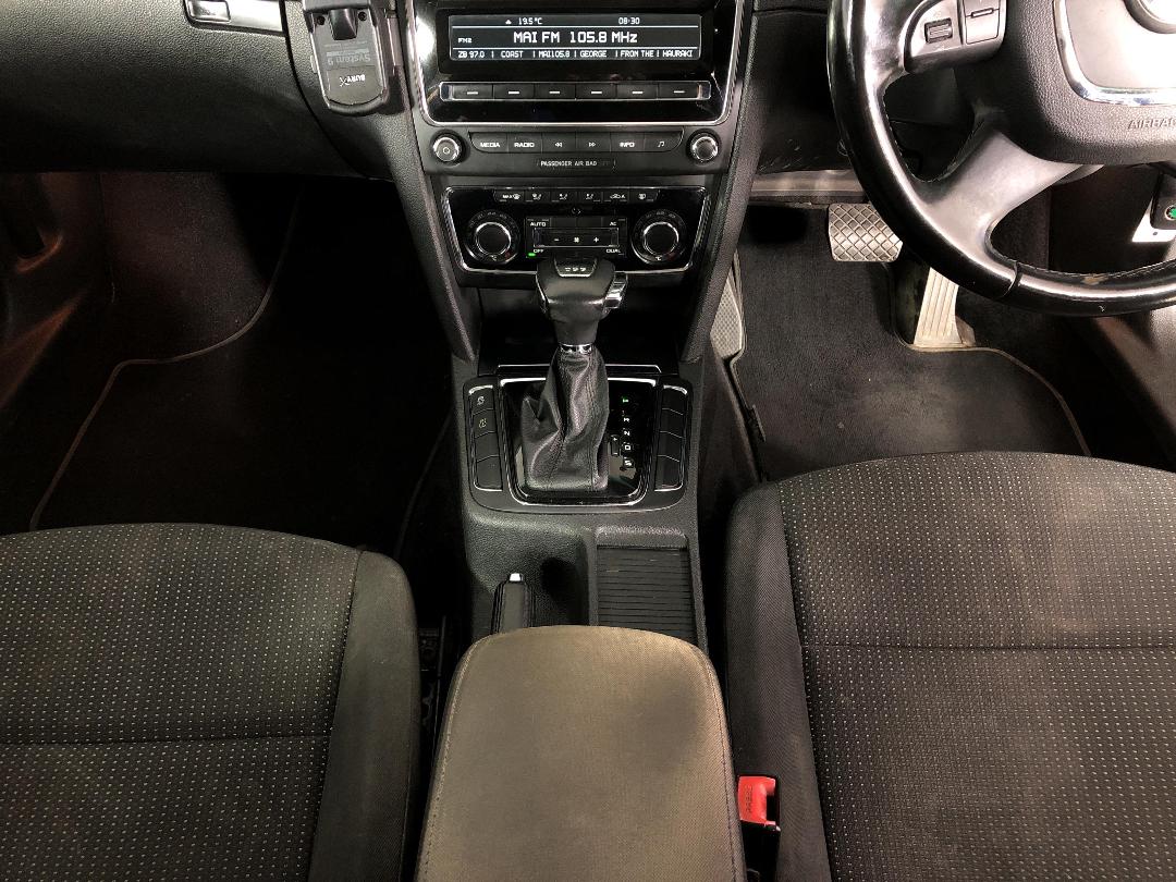 Photo '18' of Skoda Superb