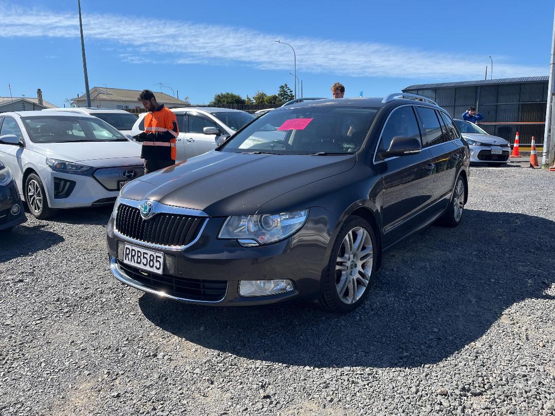 Photo '3' of Skoda Superb V6 4X4 191KW 6DSG WG