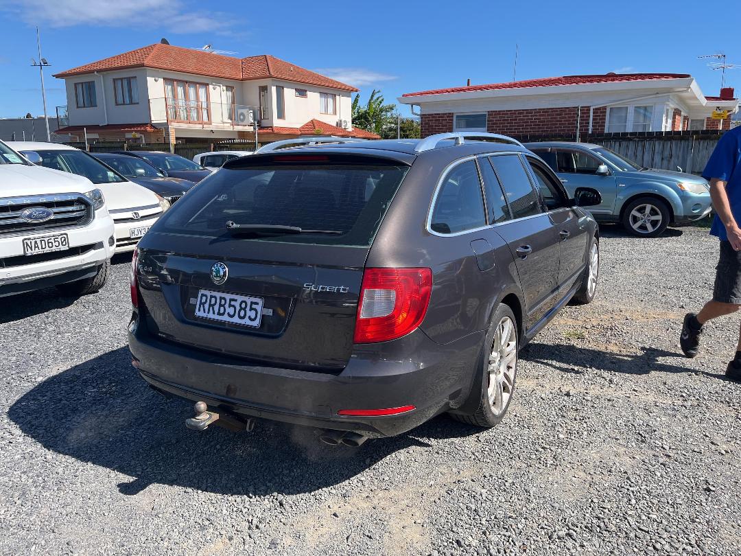 Photo '6' of Skoda Superb V6 4X4 191KW 6DSG WG