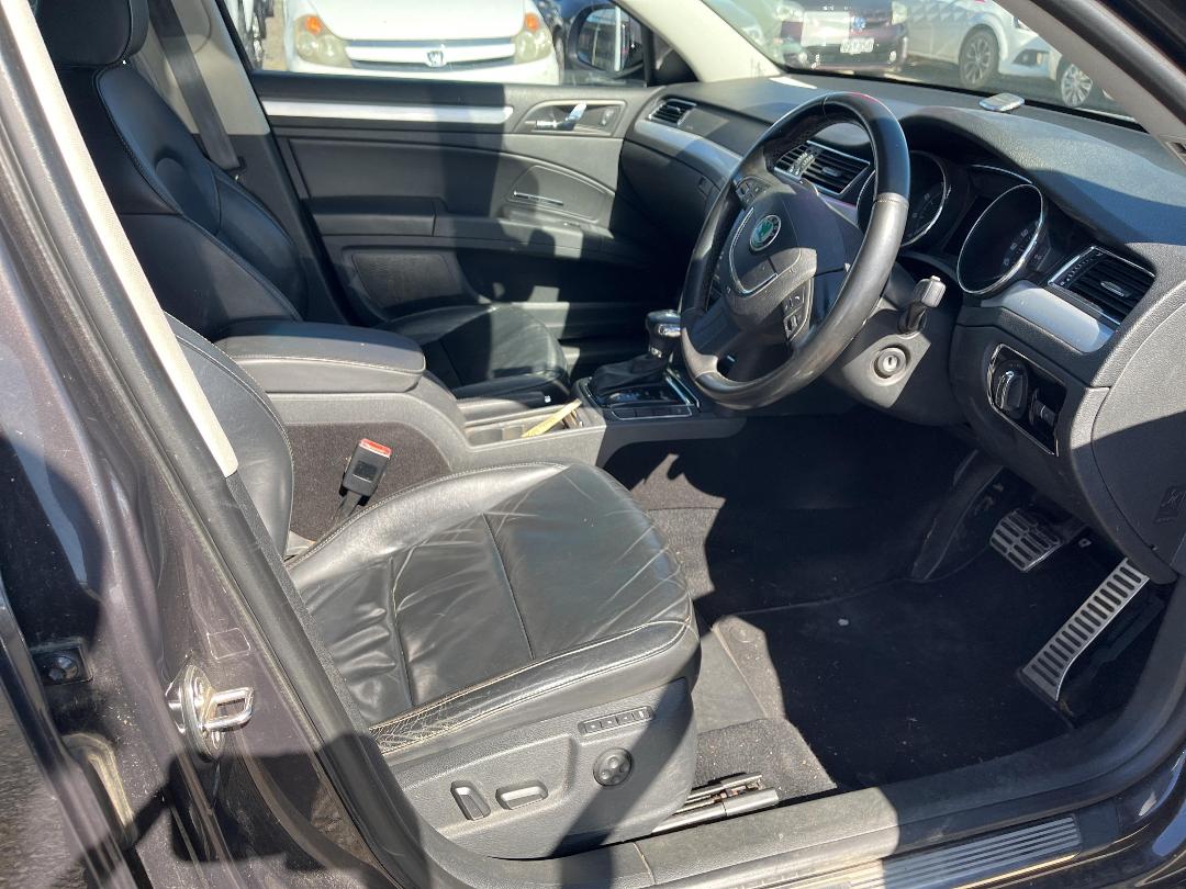 Photo '14' of Skoda Superb V6 4X4 191KW 6DSG WG