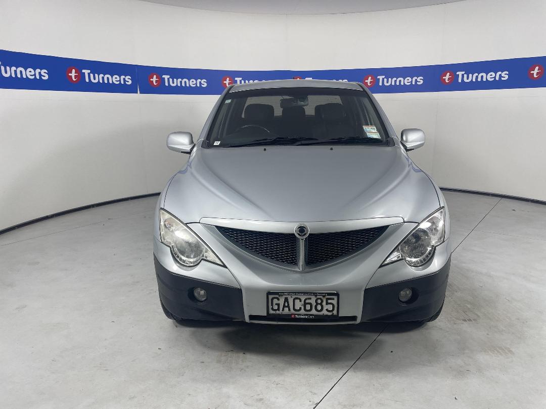 Photo '2' of Ssangyong Actyon Sport