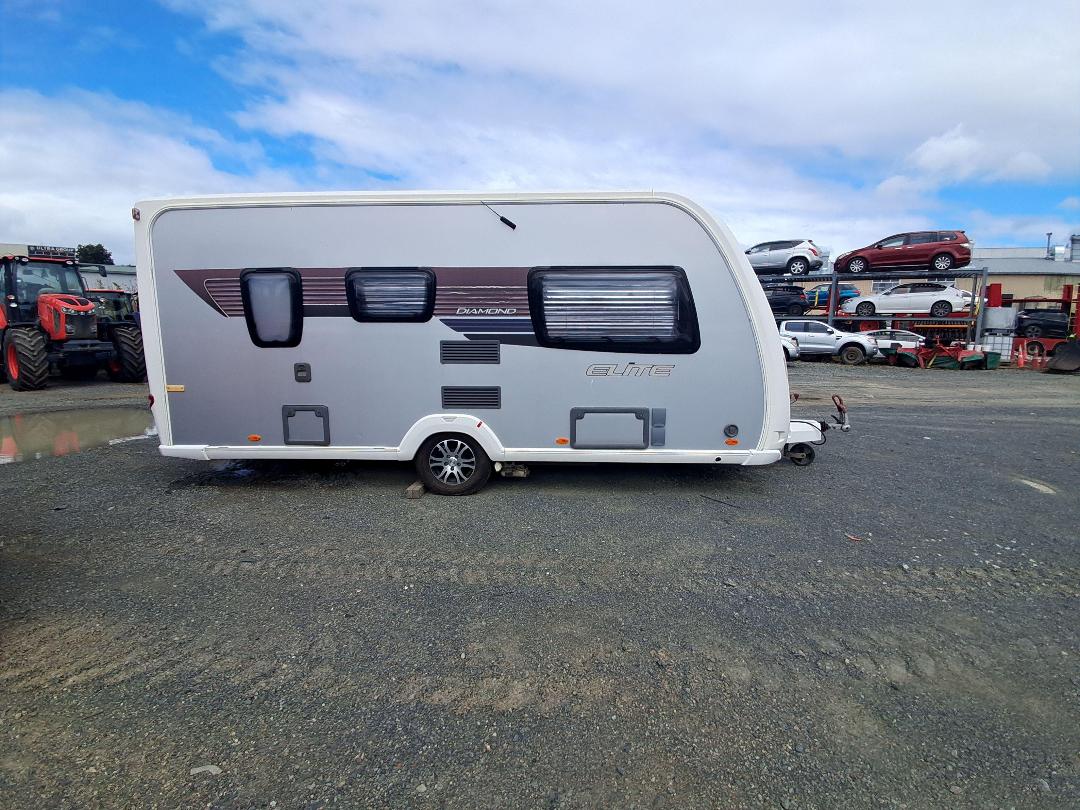 Photo '2' of Sterling ELITE Caravan - Single