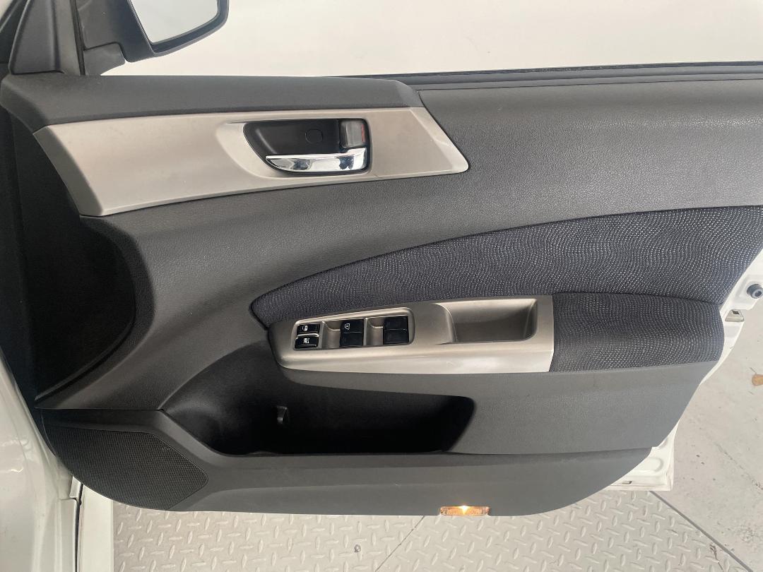 Photo '13' of Subaru Exiga