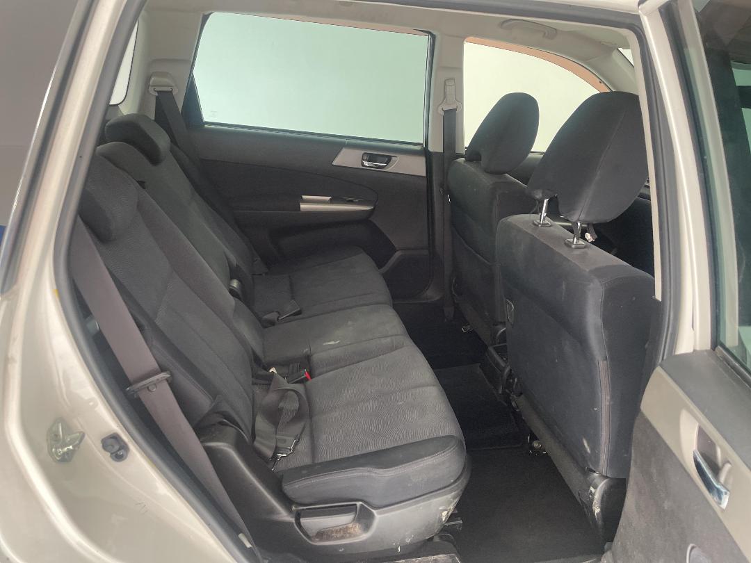 Photo '18' of Subaru Exiga