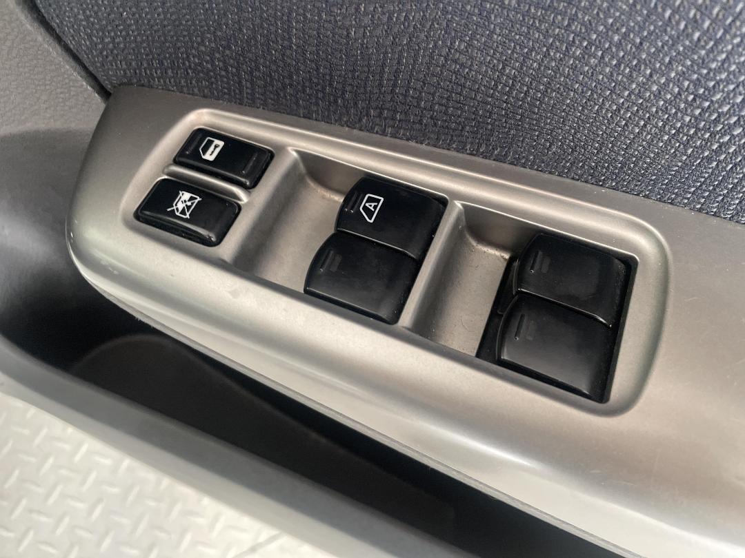 Photo '21' of Subaru Exiga