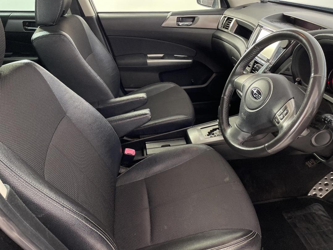 Photo '16' of Subaru Exiga