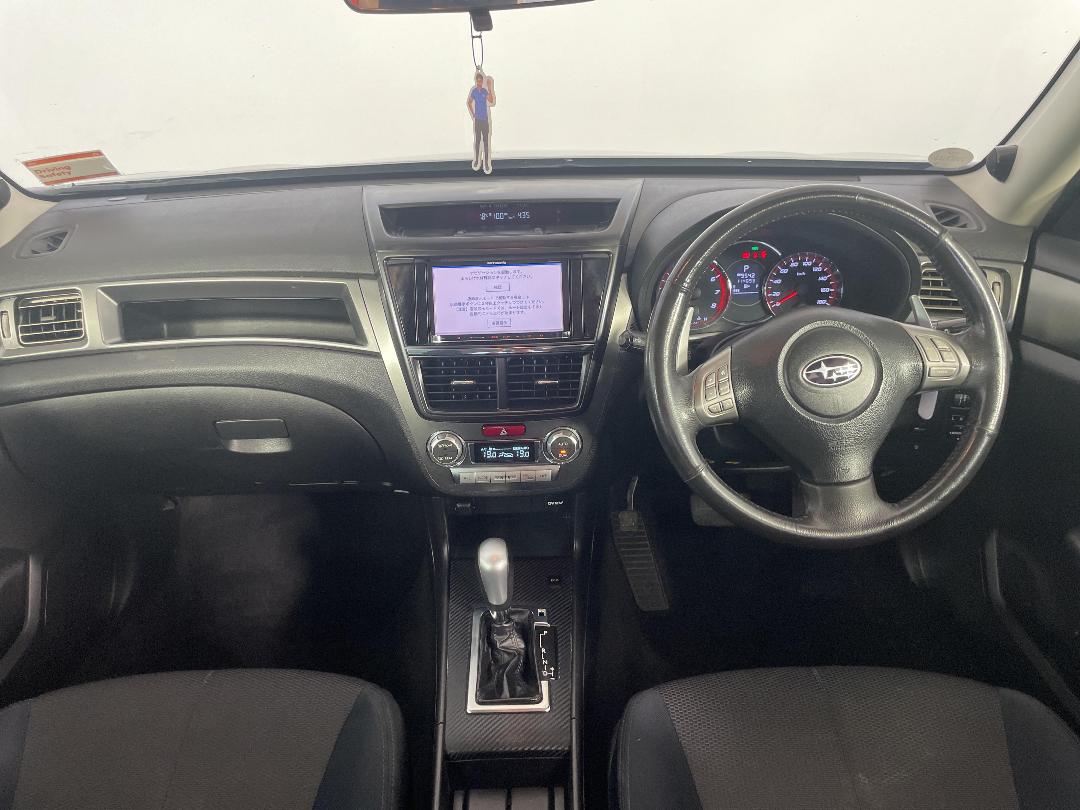 Photo '17' of Subaru Exiga Photo '17' of Subaru Exiga