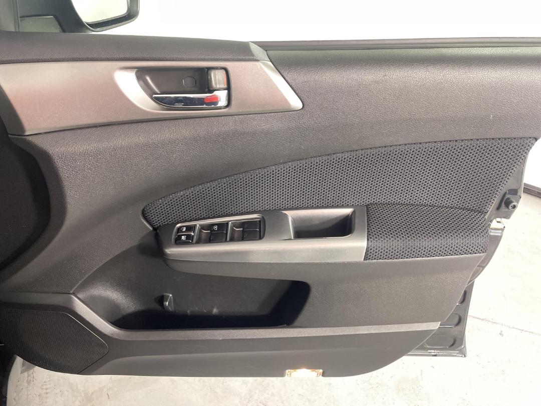 Photo '15' of Subaru Forester Photo '15' of Subaru Forester