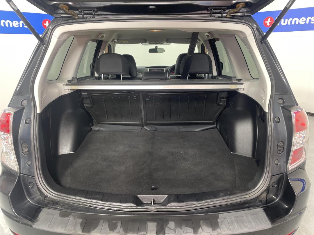 Photo '14' of Subaru Forester Photo '14' of Subaru Forester