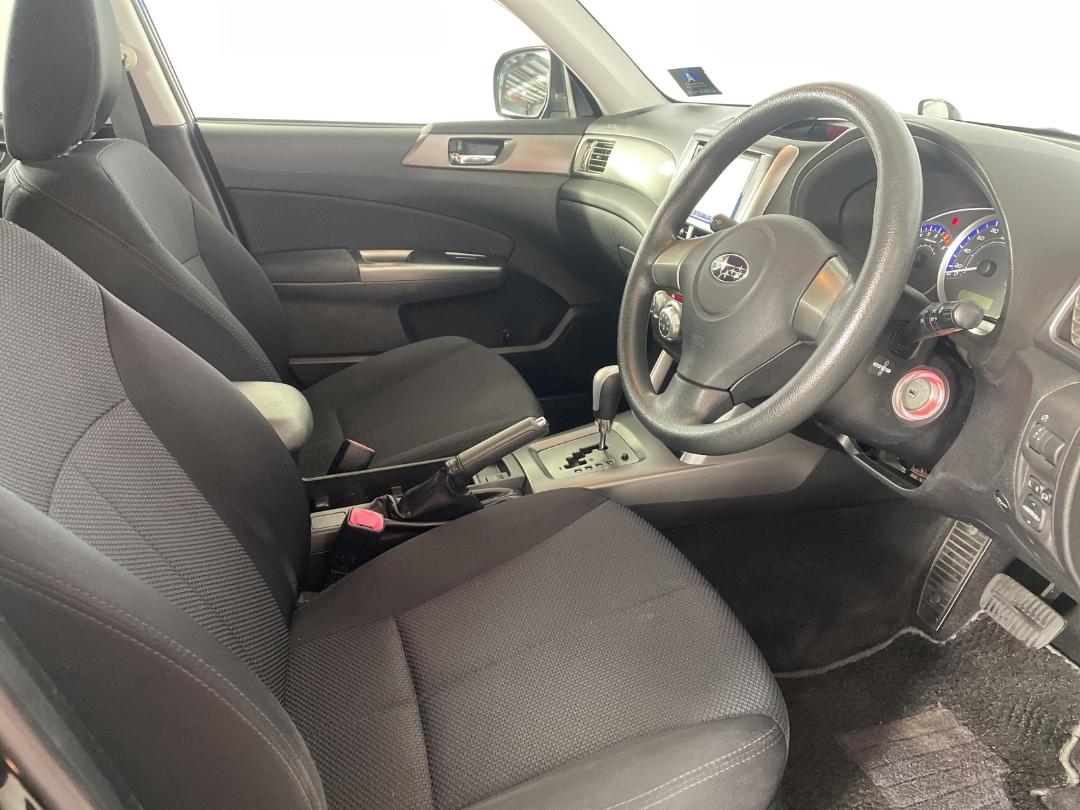 Photo '16' of Subaru Forester Photo '16' of Subaru Forester