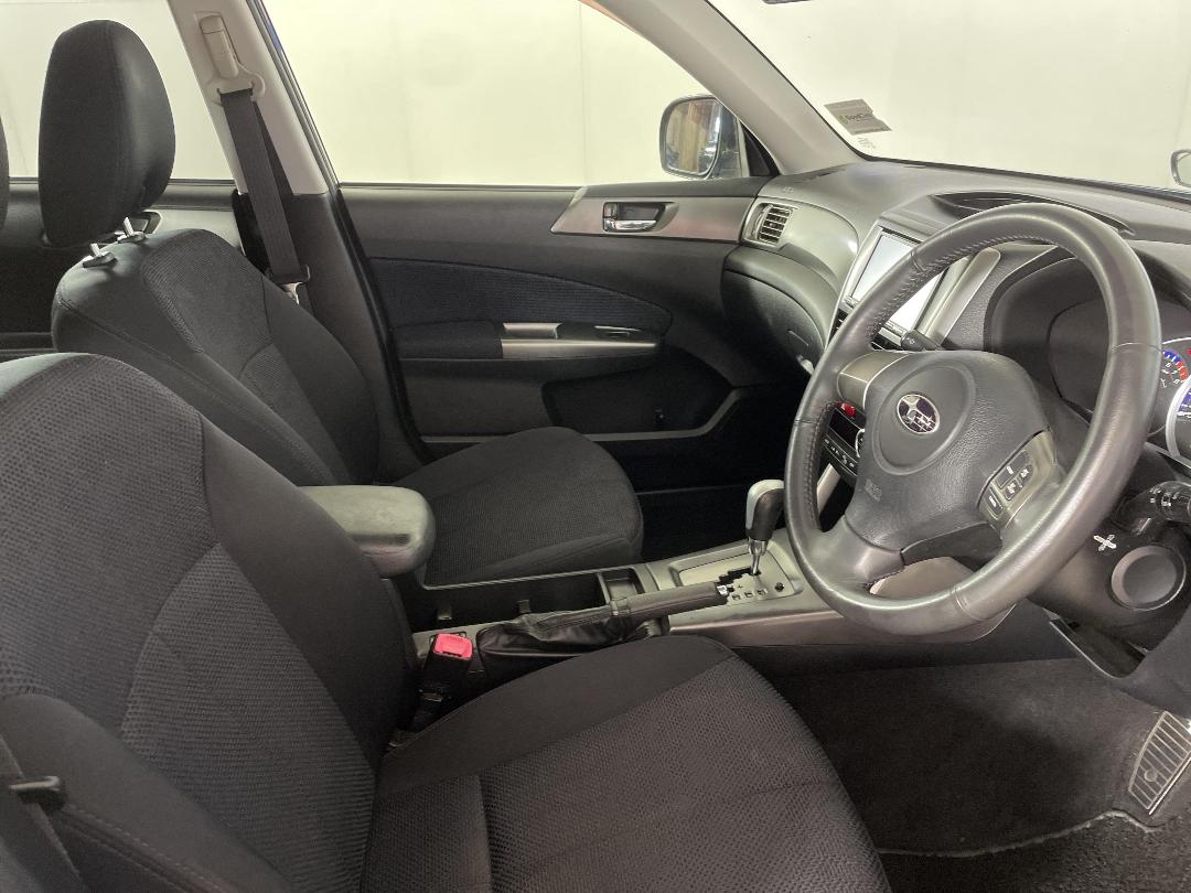 Photo '16' of Subaru Forester Photo '16' of Subaru Forester