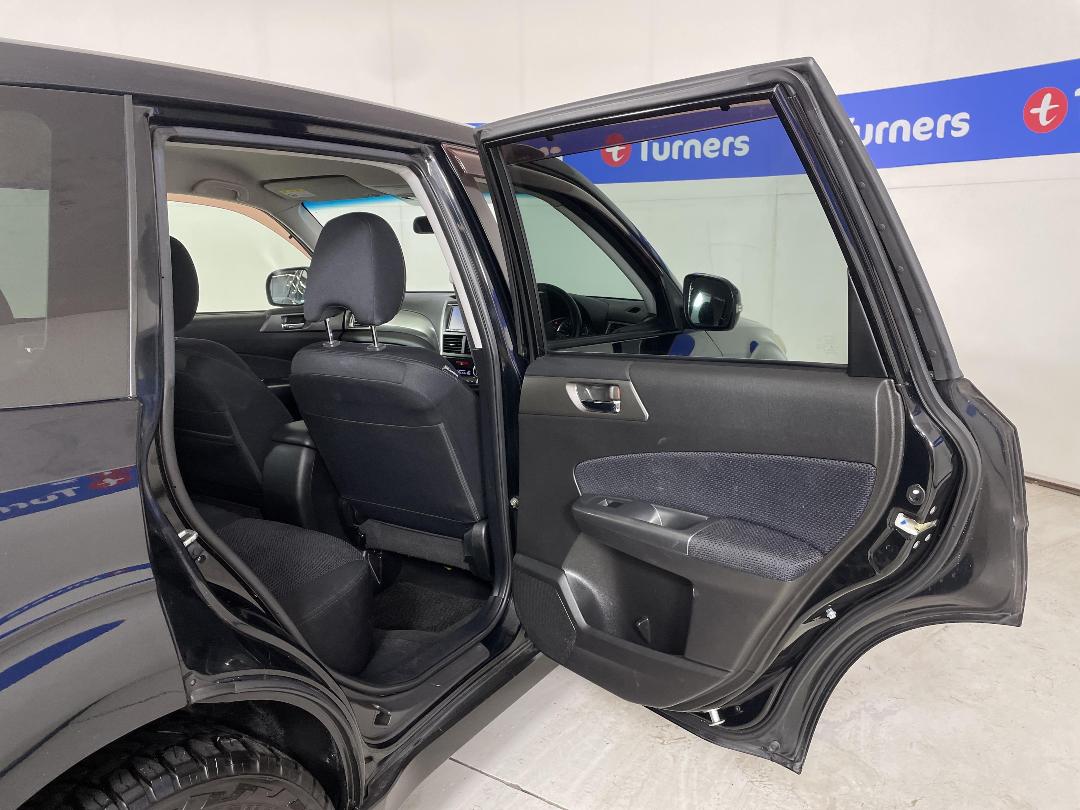 Photo '19' of Subaru Forester Photo '19' of Subaru Forester