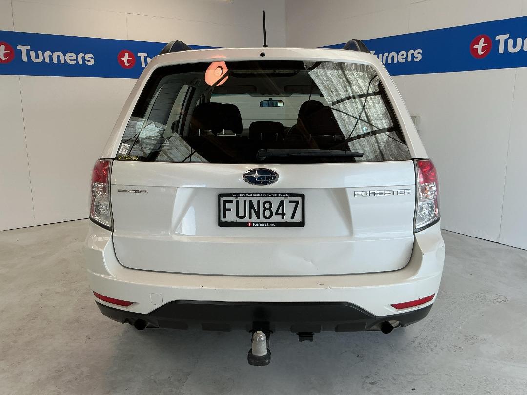 Photo '6' of Subaru Forester