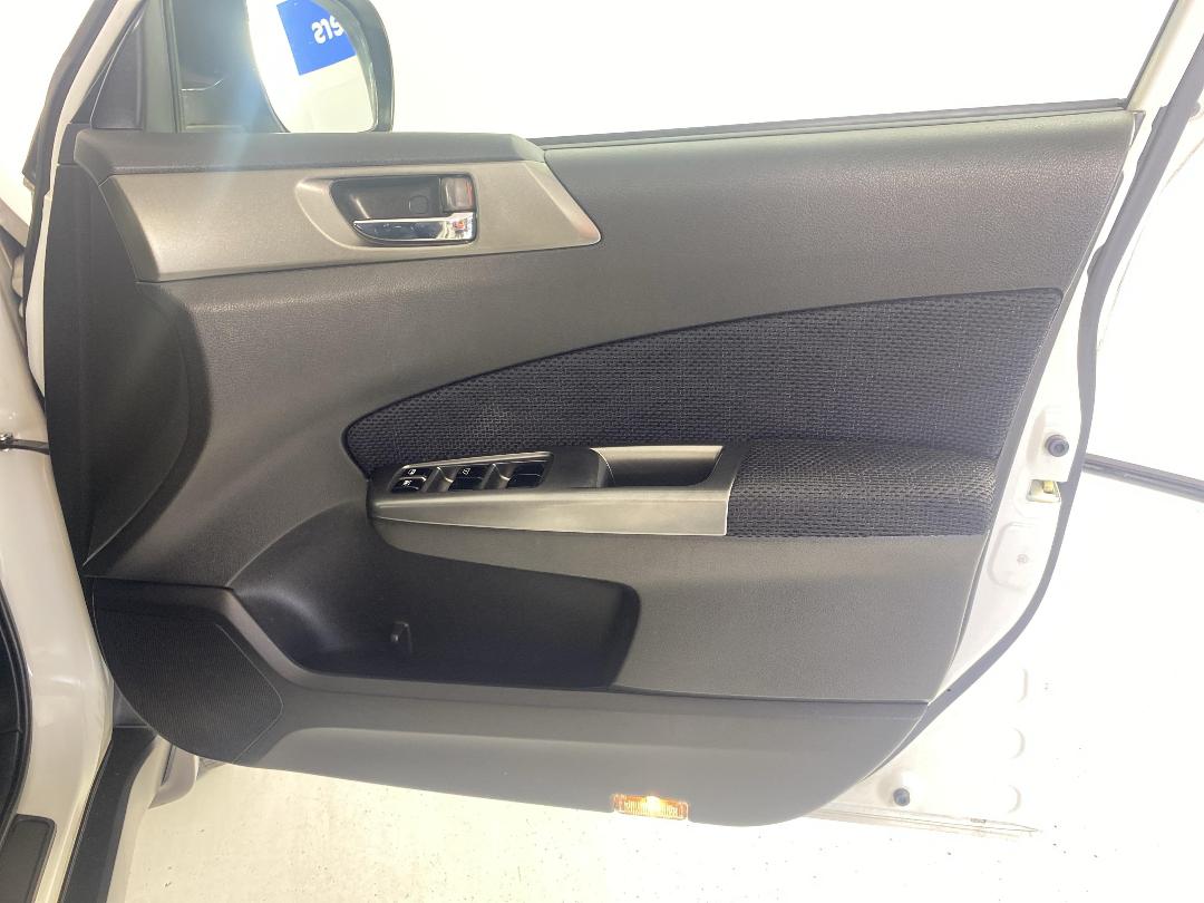 Photo '15' of Subaru Forester Photo '15' of Subaru Forester