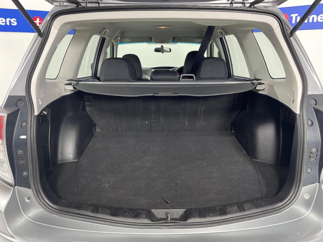 Photo '14' of Subaru Forester